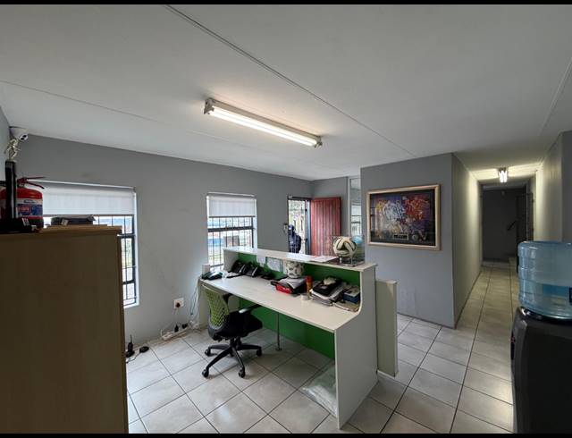 489M² WAREHOUSE TO LET IN HALFWAY HOUSE